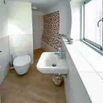 Feriehus Kugelhaus Tamika - Sauna, Whirlpoolwanne Und Kamin Am Tollensesee Penzlin