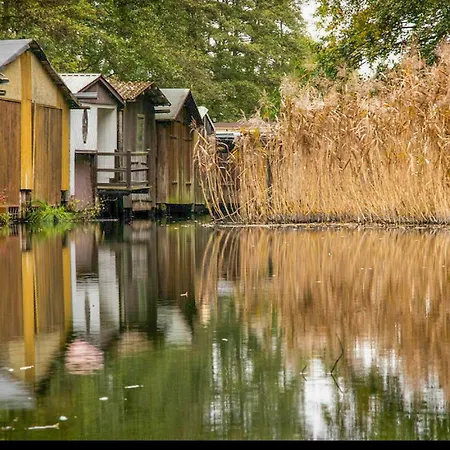 Kugelhaus Tamika - Sauna, Whirlpoolwanne Und Kamin Am Tollensesee