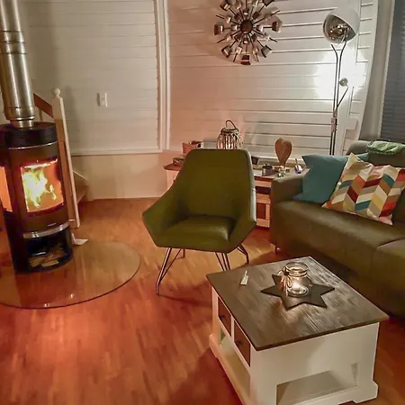 Kugelhaus Tamika - Sauna, Whirlpoolwanne Und Kamin Am Tollensesee * Penzlin