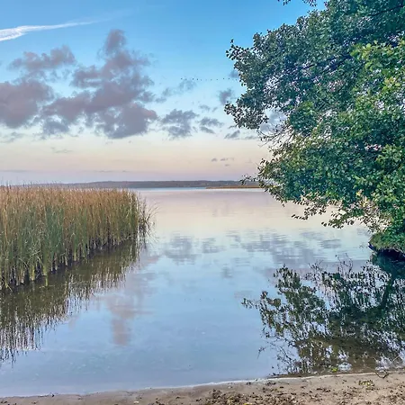 Ferienhaus Kugelhaus Tamika - Sauna, Whirlpoolwanne Und Kamin Am Tollensesee