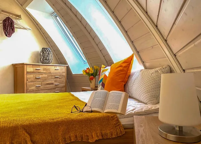 Kugelhaus Tamika - Sauna, Whirlpoolwanne Und Kamin Am Tollensesee *